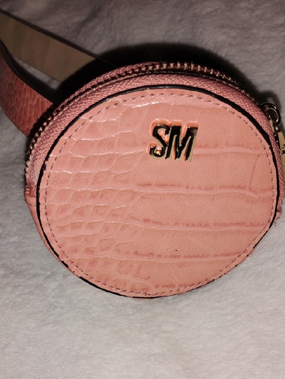 Embossed Round Crossbody Coin Pouch - Pink